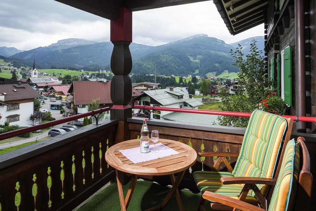 Gaestehaus Walserheimat Riezlern Extérieur photo