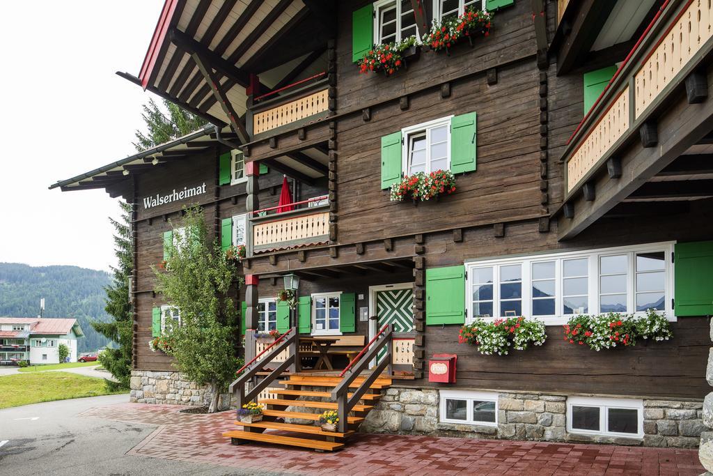 Gaestehaus Walserheimat Riezlern Extérieur photo